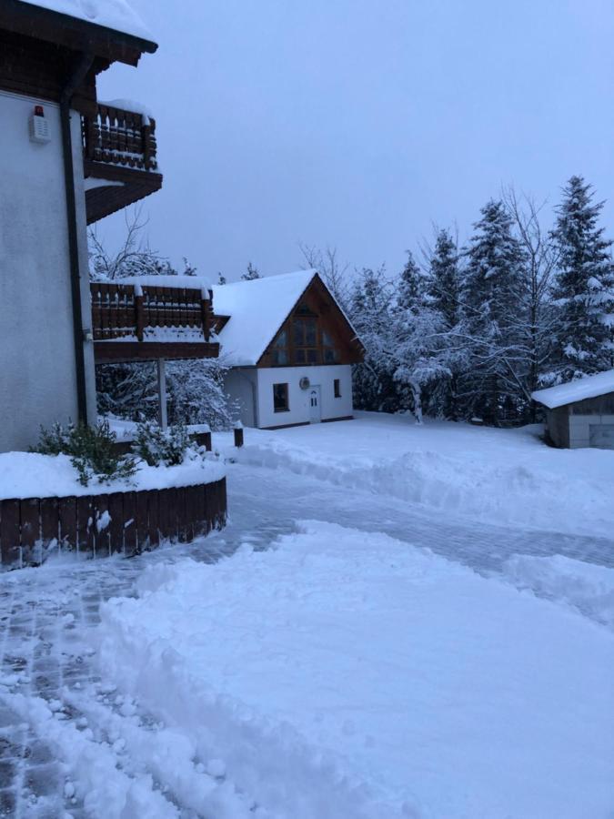 Haus Kleewiese Ulmen Luaran gambar
